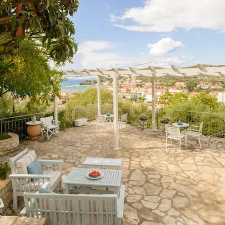 Pelagia's Finikounda