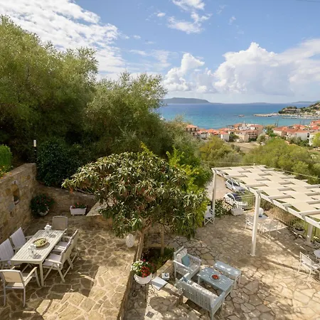 Pelagia's * Finikounda