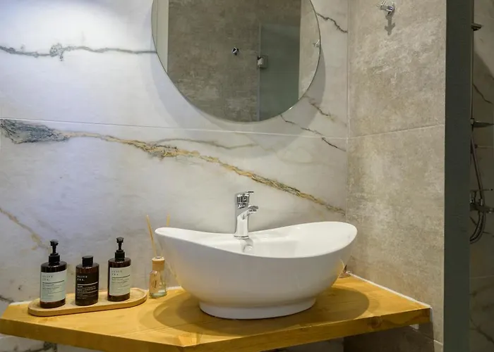 Pelagia's Finikounta